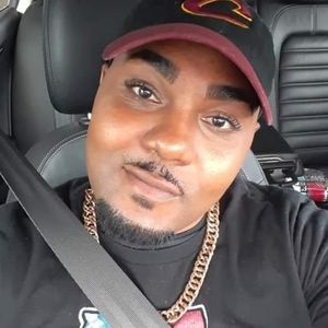 Meet your Posher, Dion